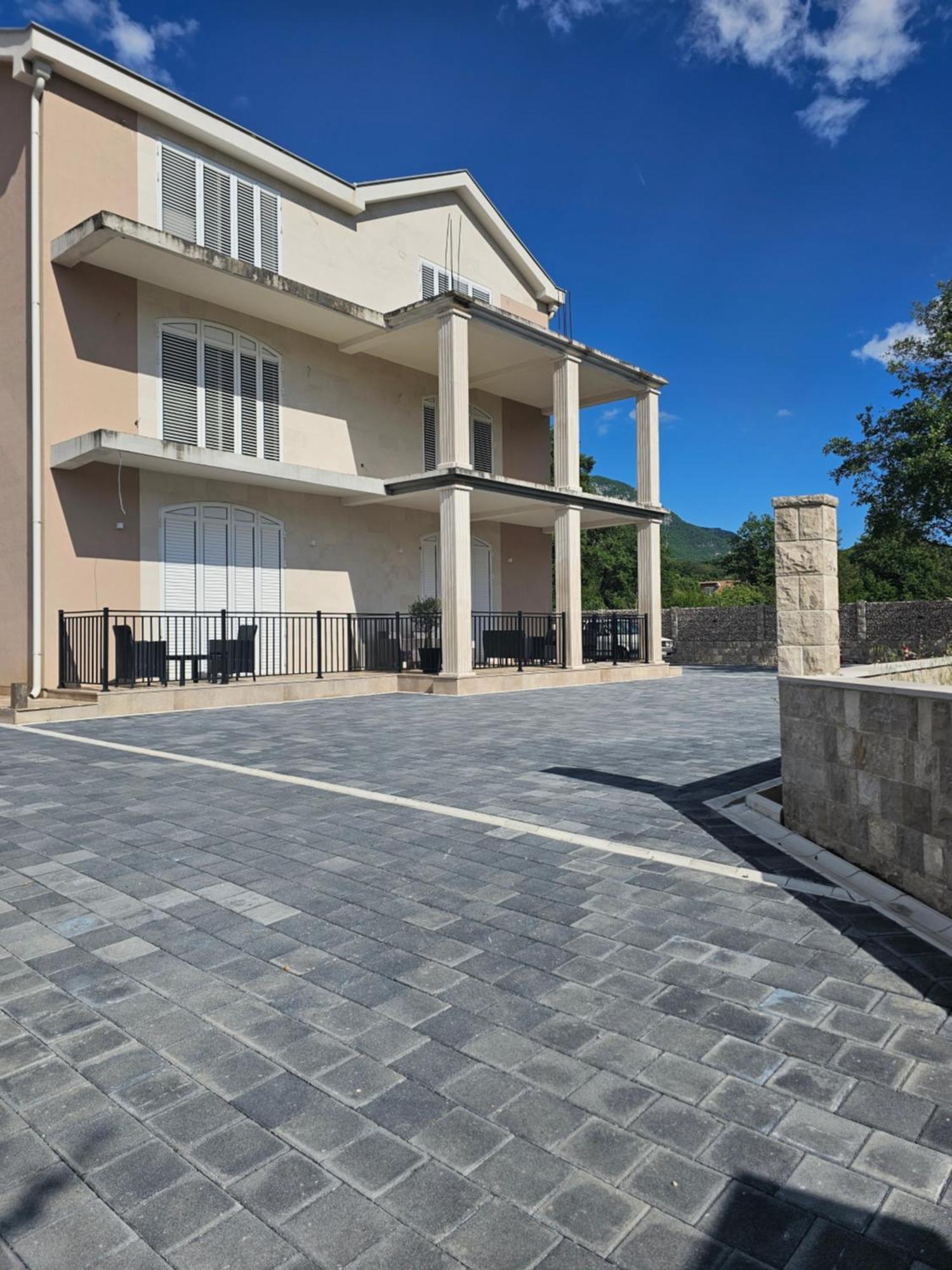 Boulevard Apartments كوتور المظهر الخارجي الصورة